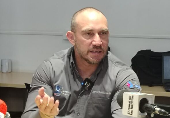 Gil Baeza cuestiona plan de Sheinbaum para farmacias privadas en Salud Casa por Casa