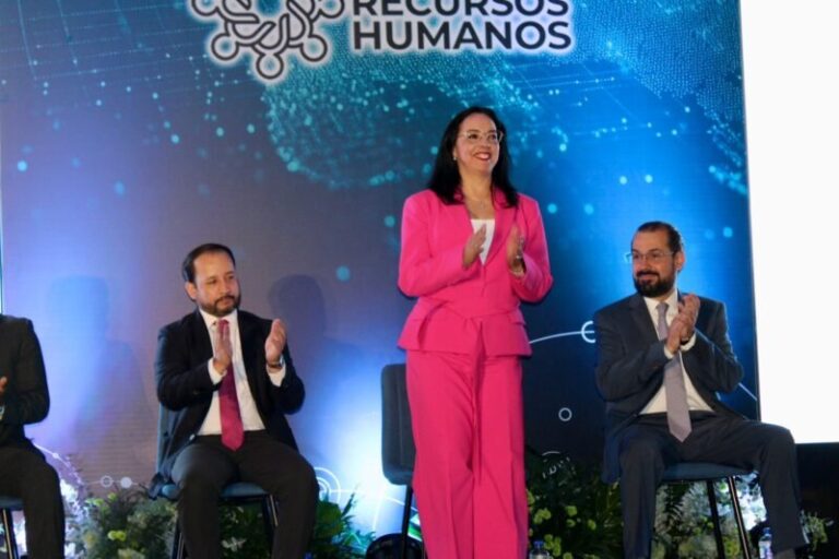 INDEX inaugura foro de Recursos Humanos: talento, la clave de la competitividad
