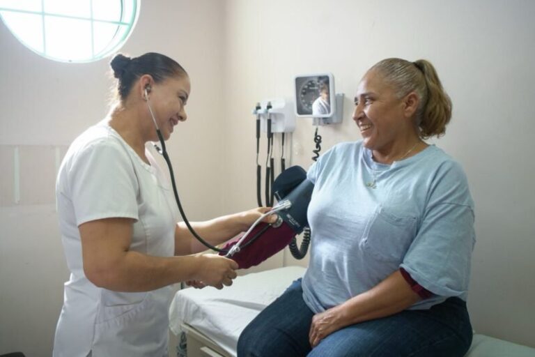 Llama Salud a detectar oportunamente la esclerosis múltiple