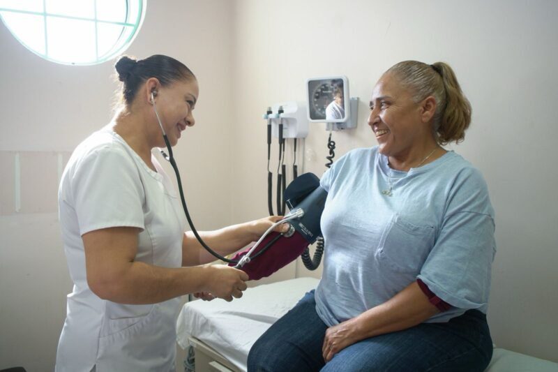 Llama Salud a detectar oportunamente la esclerosis múltiple