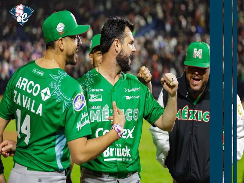 México celebra el pase a semifinales de la Serie del Caribe tras vencer a Japón