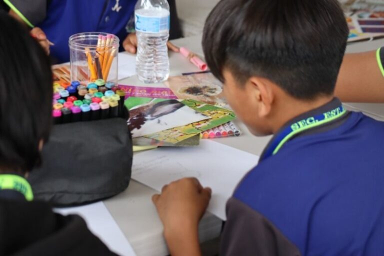 Más de 3 mil 700 estudiantes participan en festival cultural infantil
