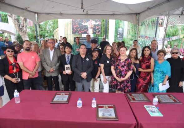 Realizan homenaje póstumo a Emilio Gutiérrez de Alba en la FELIJU 2026