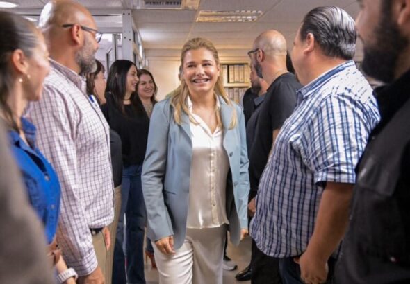 Recorre Maru Campos el ICHISAL para revisar el funcionamiento de servicios médicos 