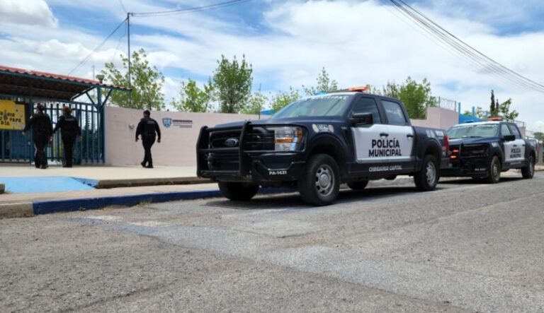Refuerza Policía Municipal vigilancia en las escuelas durante periodo vacacional
