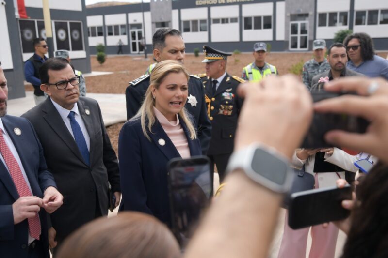 Responde Maru Campos a críticas del secretario de Seguridad de Juárez