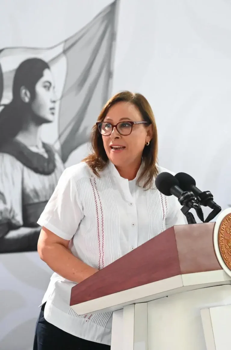 Sheinbaum habla de la CNTE, Ayotzinapa y el Mundial 2026 durante la mañanera en Veracruz