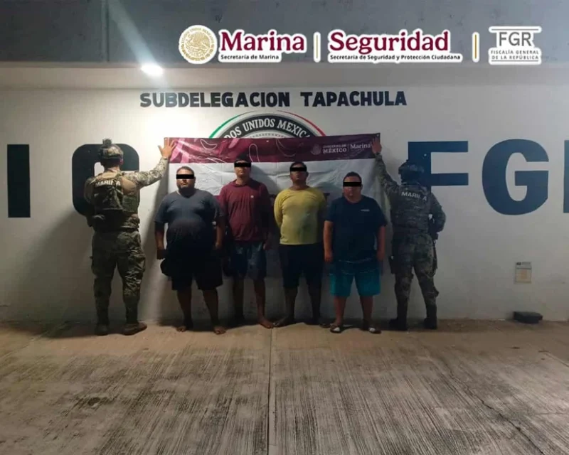 Marina asegura 1.2 toneladas de presunta cocaína frente a Chiapas; hay ocho detenidos
