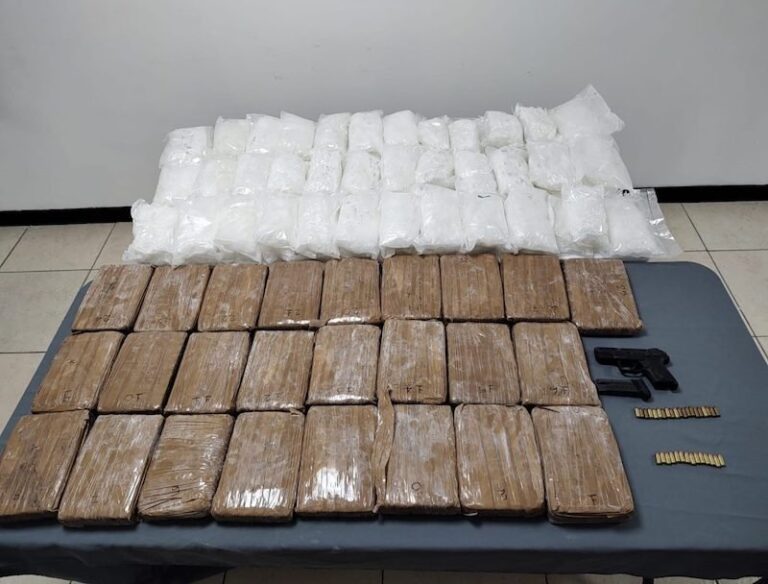 Aseguran 20 kilogramos de cristal en la carretera Ahumada–Ciudad Juárez durante operativo federal