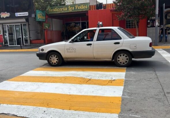 Avanza rehabilitación de pasos peatonales en Zona Centro 