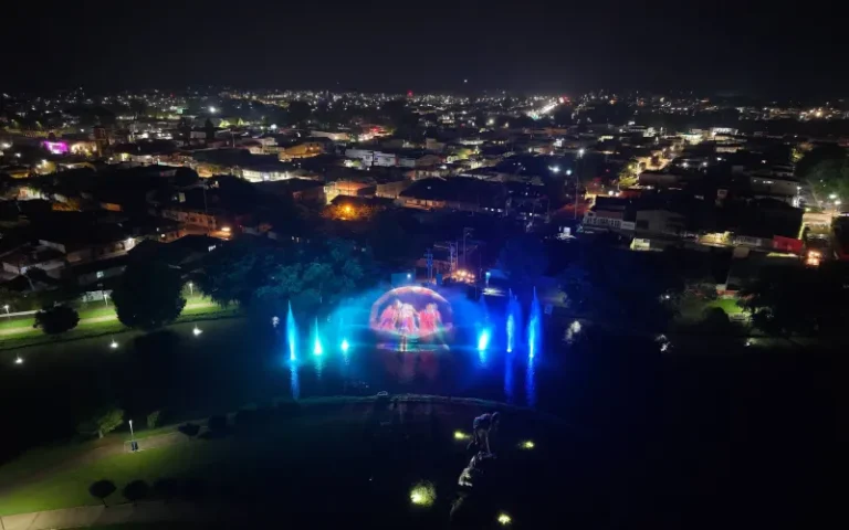 Enamoran Fuentes Multimedia en el Lago Las Garzas de Guachochi