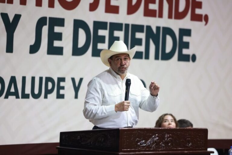 Participa Cruz en asamblea informativa de Morena en Guadalupe y Calvo