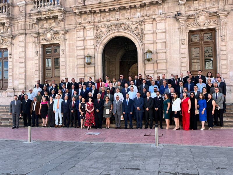 Celebra Gobierno Día del Ingeniero Civil