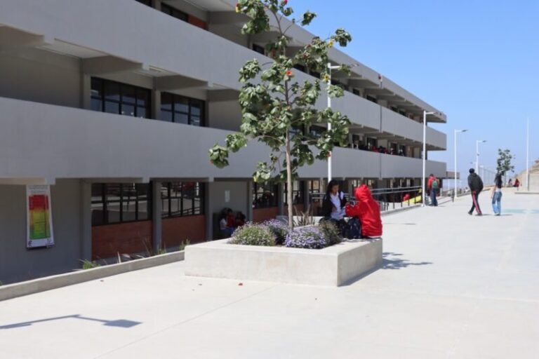 Construye SICT 19 nuevos bachilleratos tecnológicos y un campus del IPN