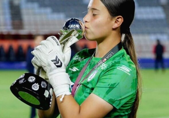 Es Serena Fonseca promesa del arco mexicano