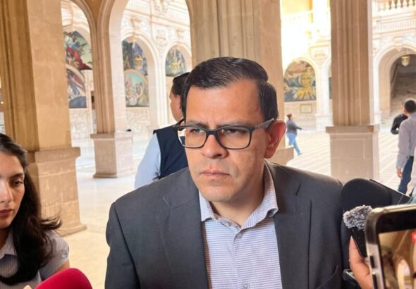 Fiscalía valora si policía actuó en defensa propia al disparar contra presunto agresor