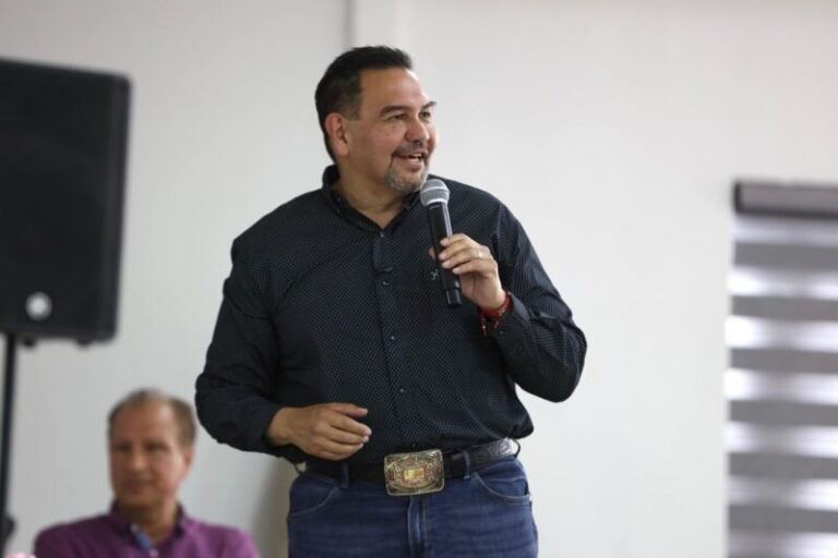 Llama Cruz en Delicias a fortalecer la región