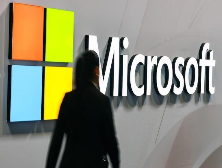 Microsoft acelera la adopción de la inteligencia artificial con una inversión de 2,500 millones de dólares