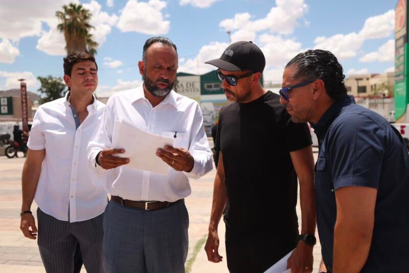 Supervisa Héctor Ortiz avances en la rehabilitación de la Plaza del Periodista