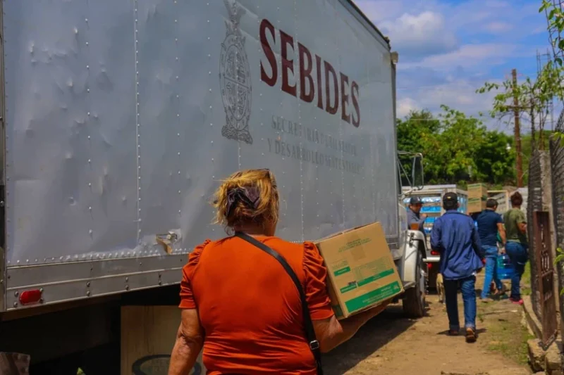 Gobierno de Sinaloa entrega apoyos a comunidades indígenas